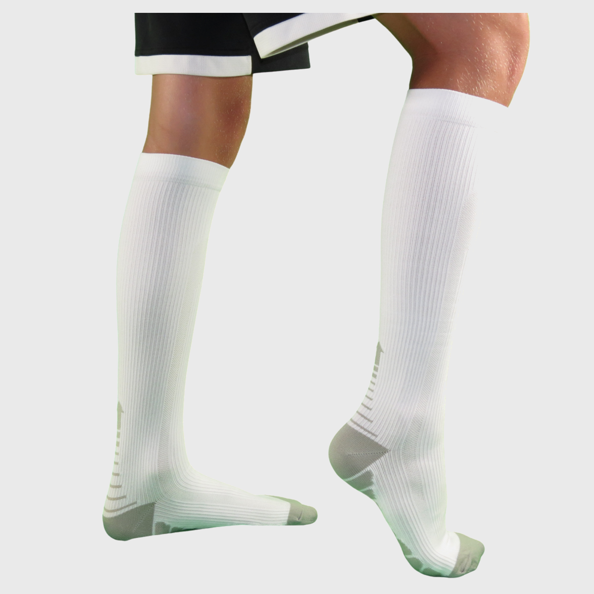 Spartan graduated compression socks (Medium 15-20mmHg)