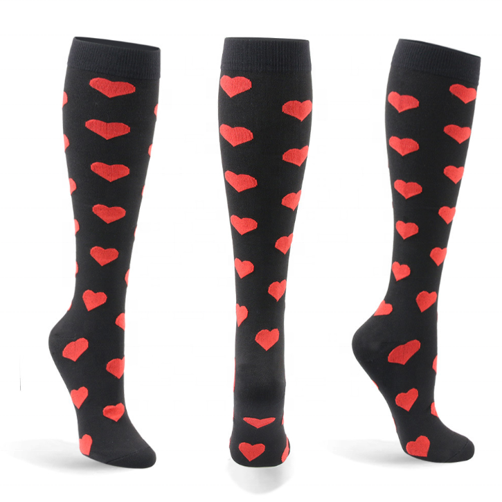 Sweetheart knee-high graduated compression socks (Medium 15-20 mmHg)