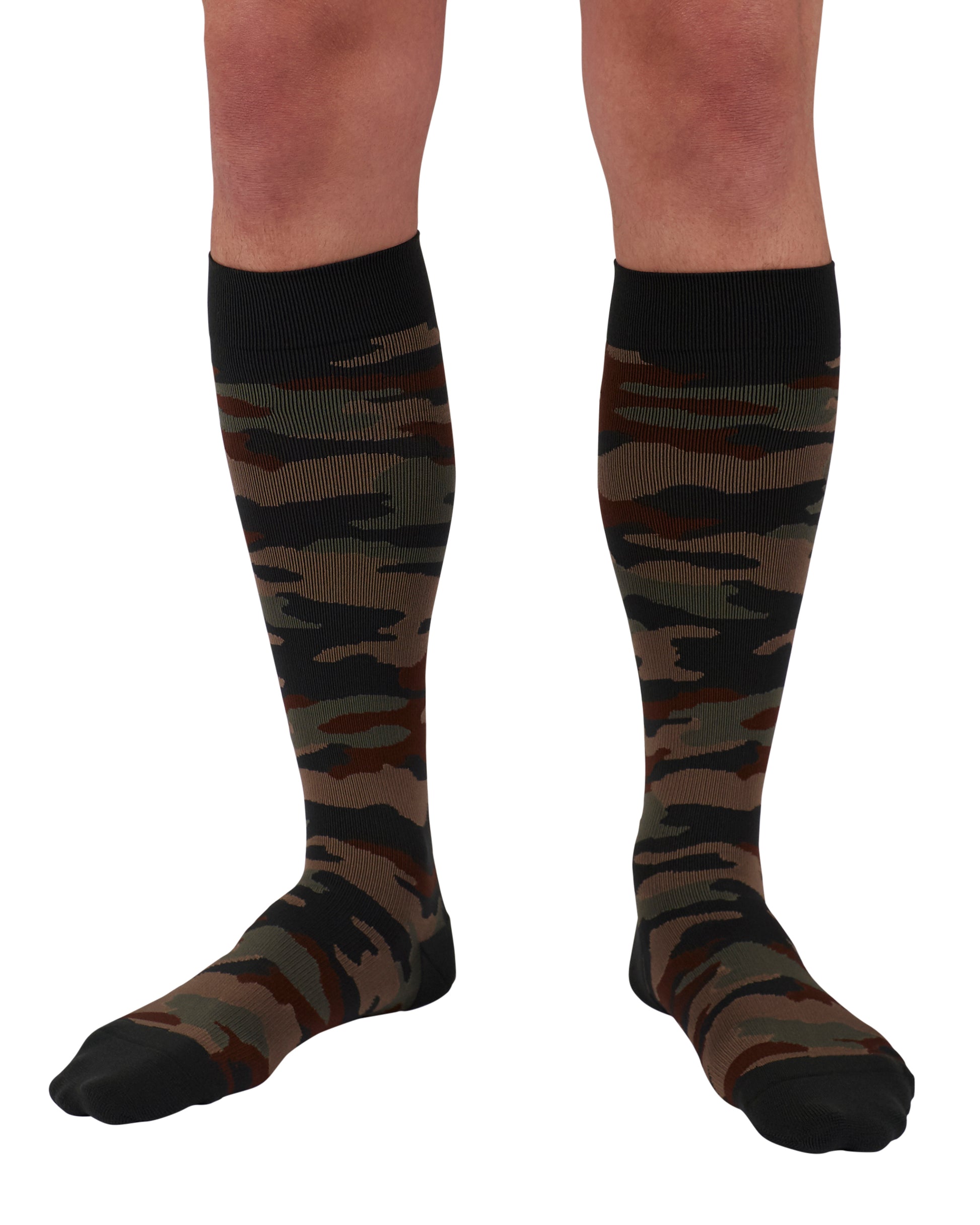 Green Rejuva graduated compression camo patterned socks (15-20 mmHg)