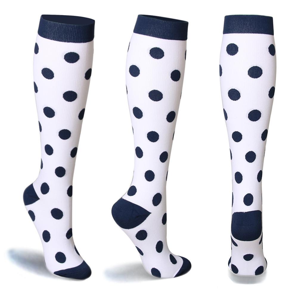 Polka dot knee-high graduated compression socks