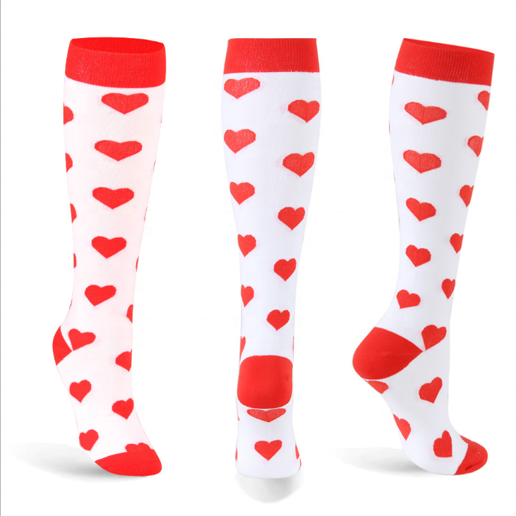 Sweetheart knee-high graduated compression socks (Medium 15-20 mmHg)